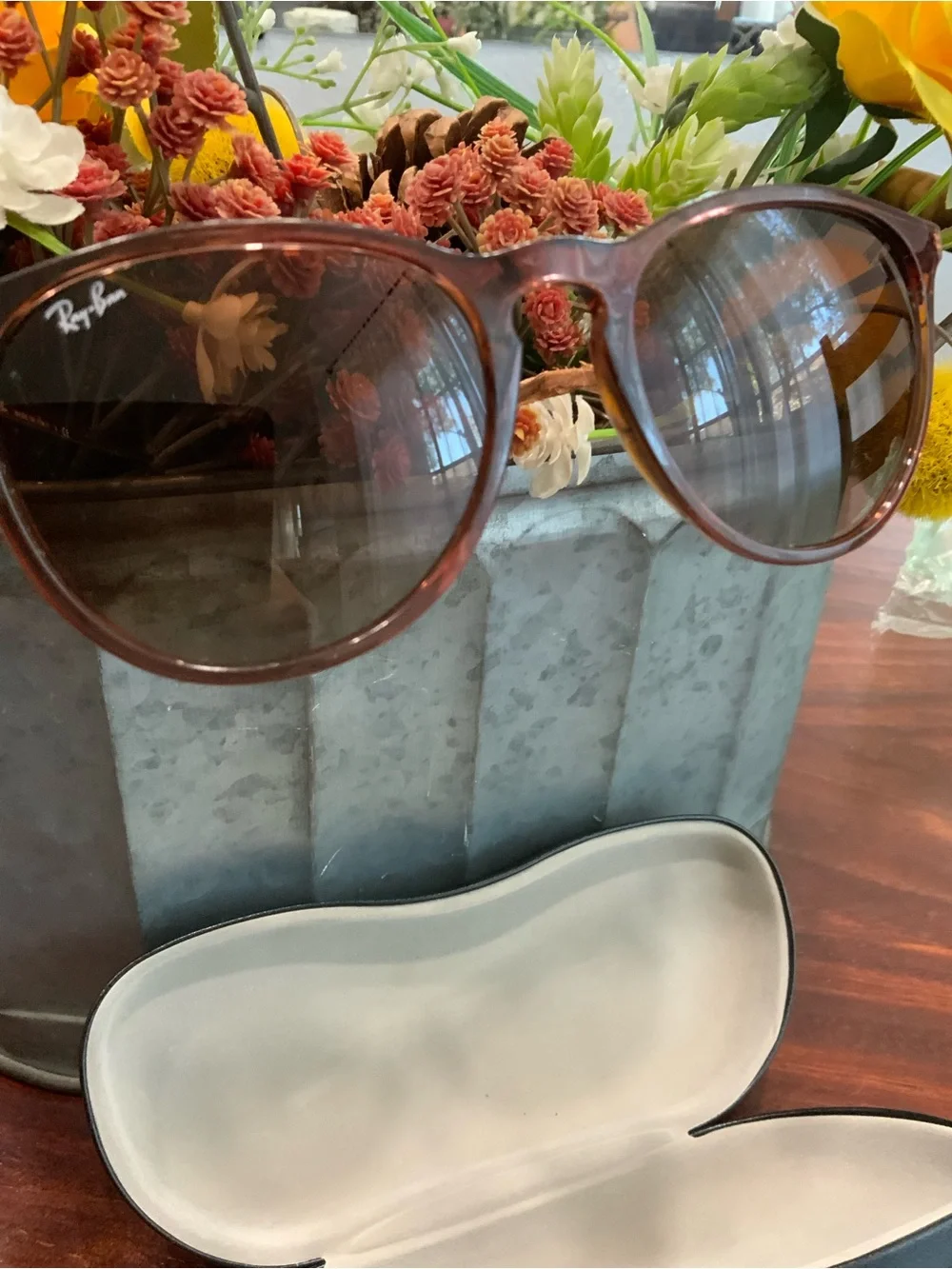 Ray-Ban Women's Tortoiseshell Sunglasses - Brown Lenses
